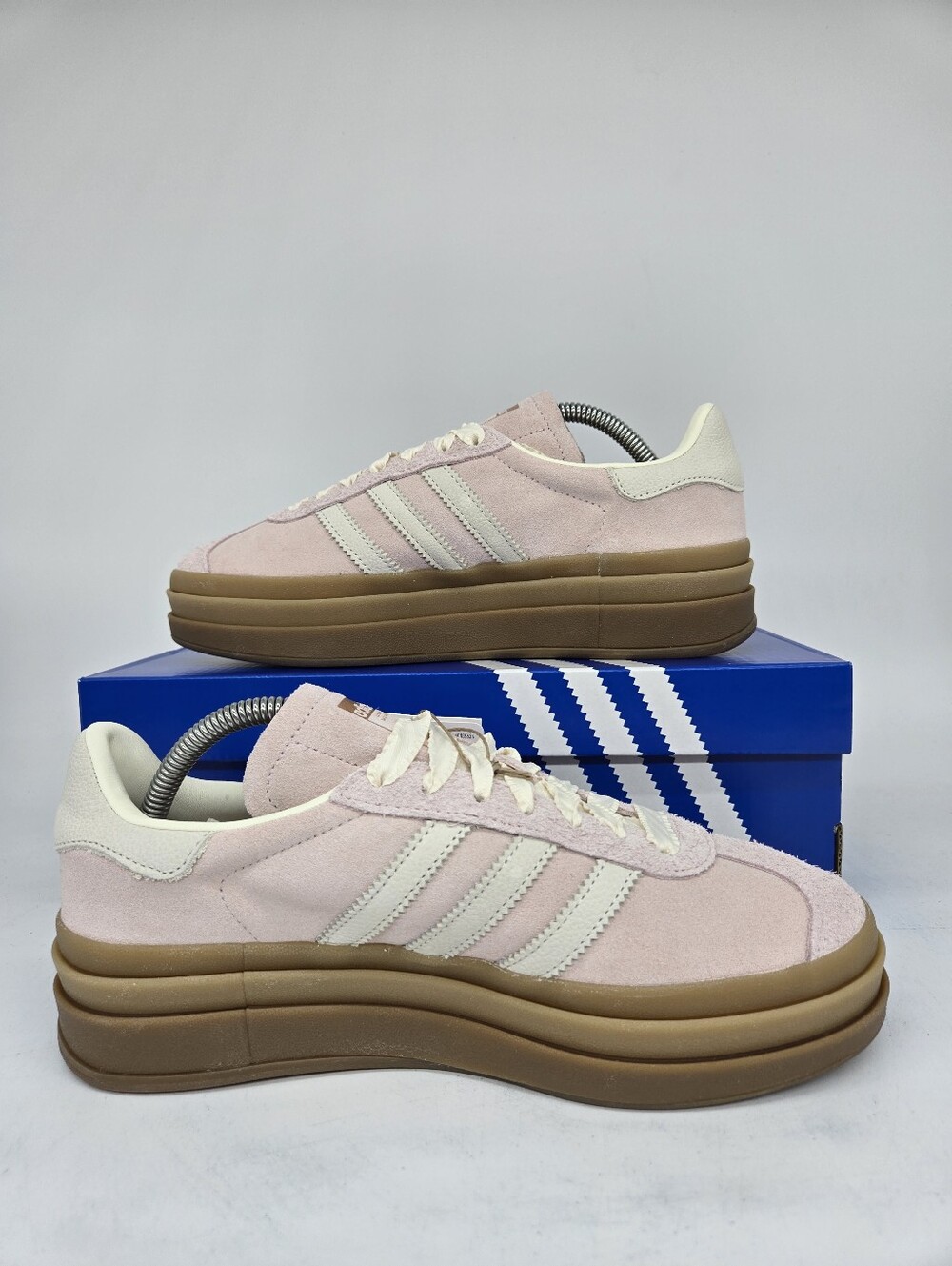 adidas Women's Gazelle Bold IH4209 Sandy Pink Off White Shoes Size 7 - Picture 4 of 8
